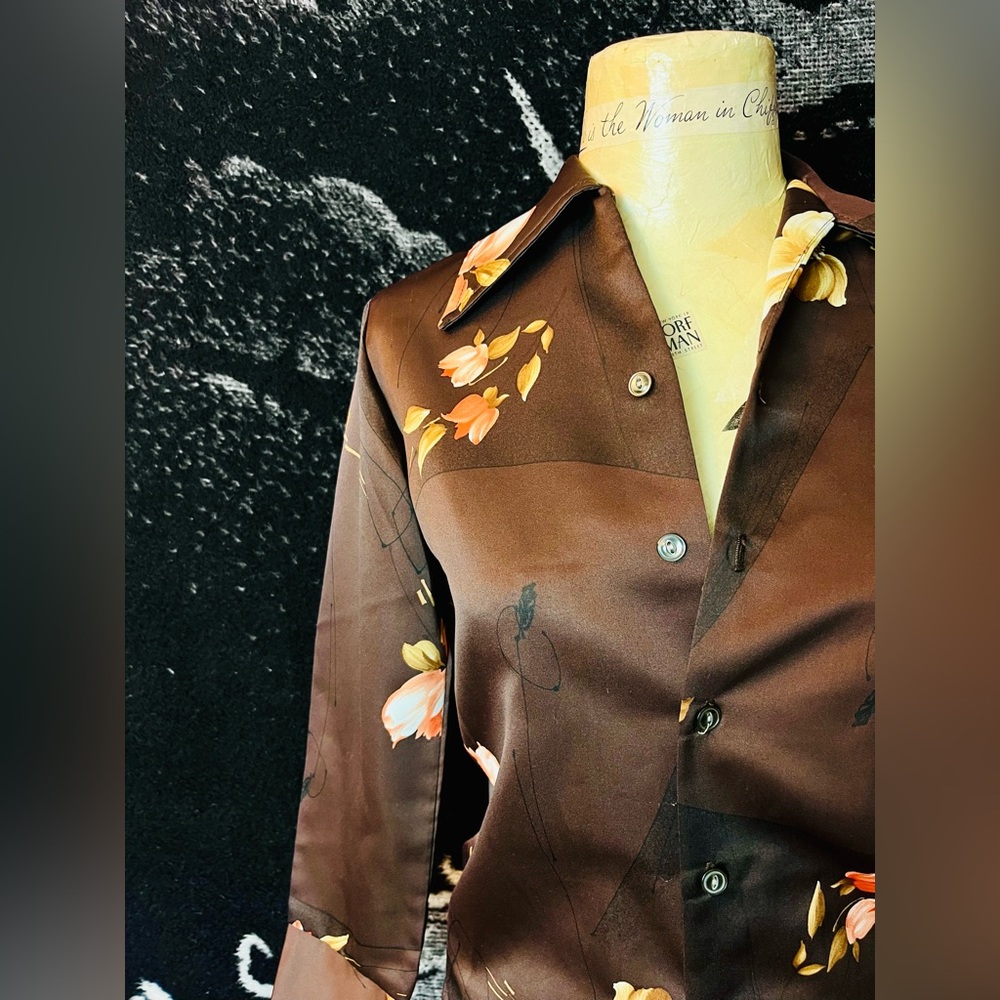 LAST CHANCE 🌈 VTG 1970s Brown Floral Button Up Shirt